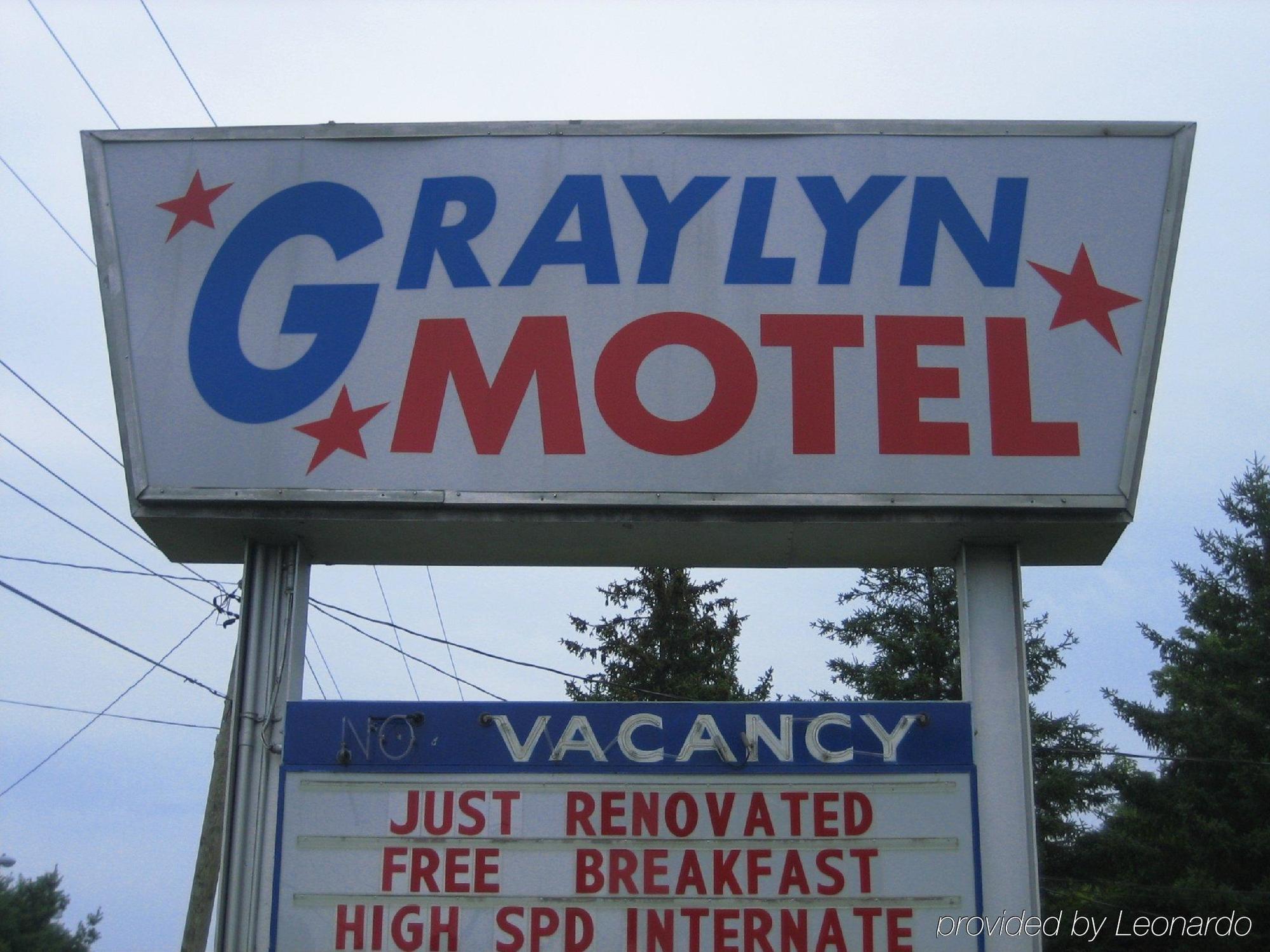 Blue Sky Inn Glens Falls-Saratoga-Lake George Екстериор снимка