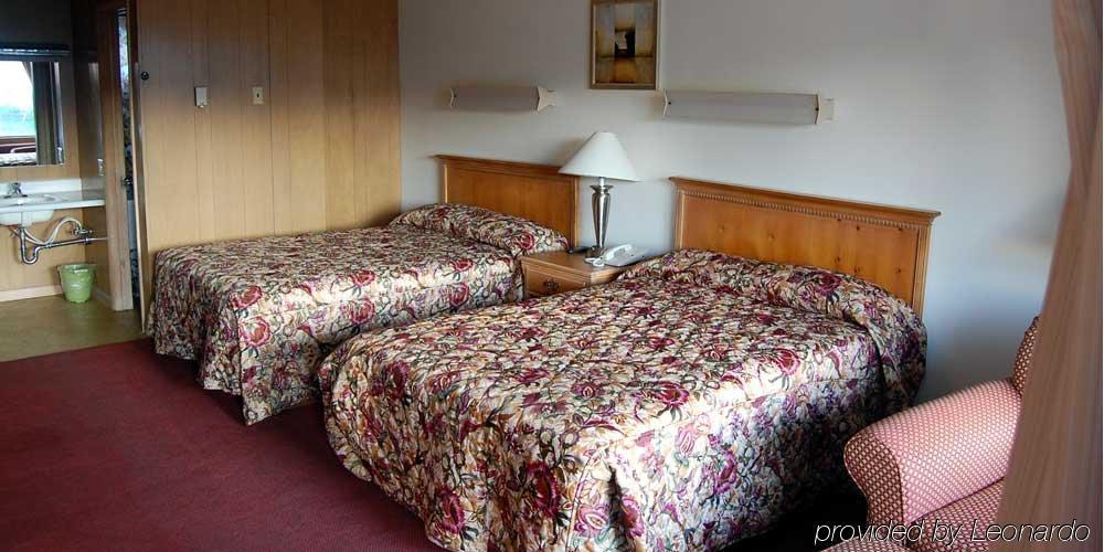 Blue Sky Inn Glens Falls-Saratoga-Lake George Екстериор снимка