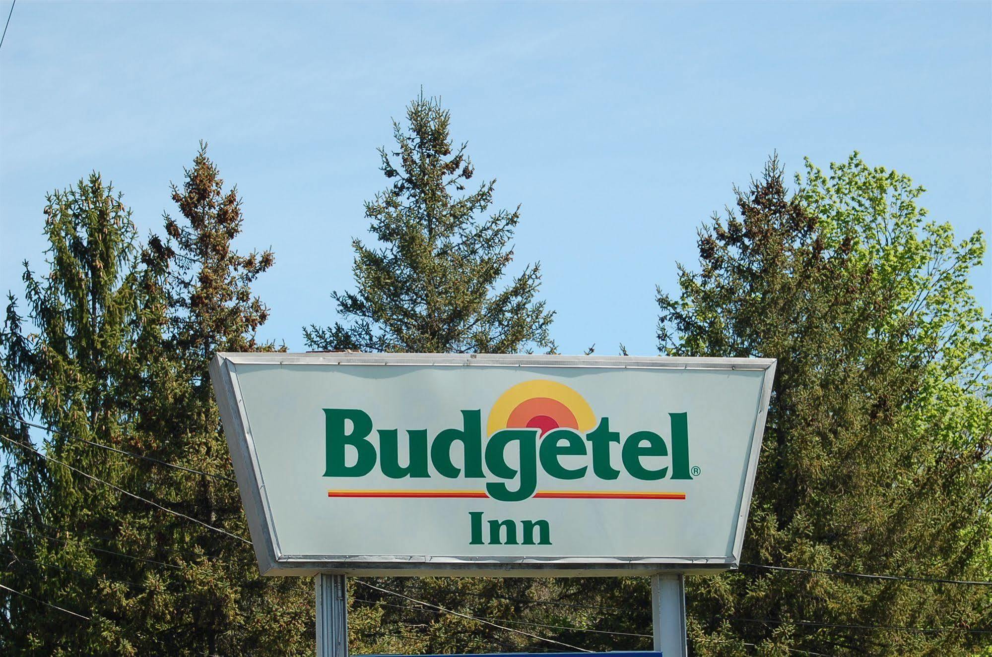 Blue Sky Inn Glens Falls-Saratoga-Lake George Екстериор снимка